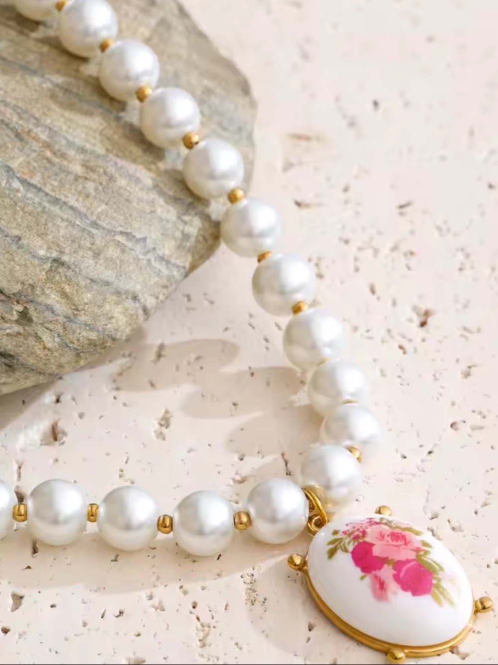 Vintage Rose Pearl Floral Gold Necklace - Picture 7 of 14